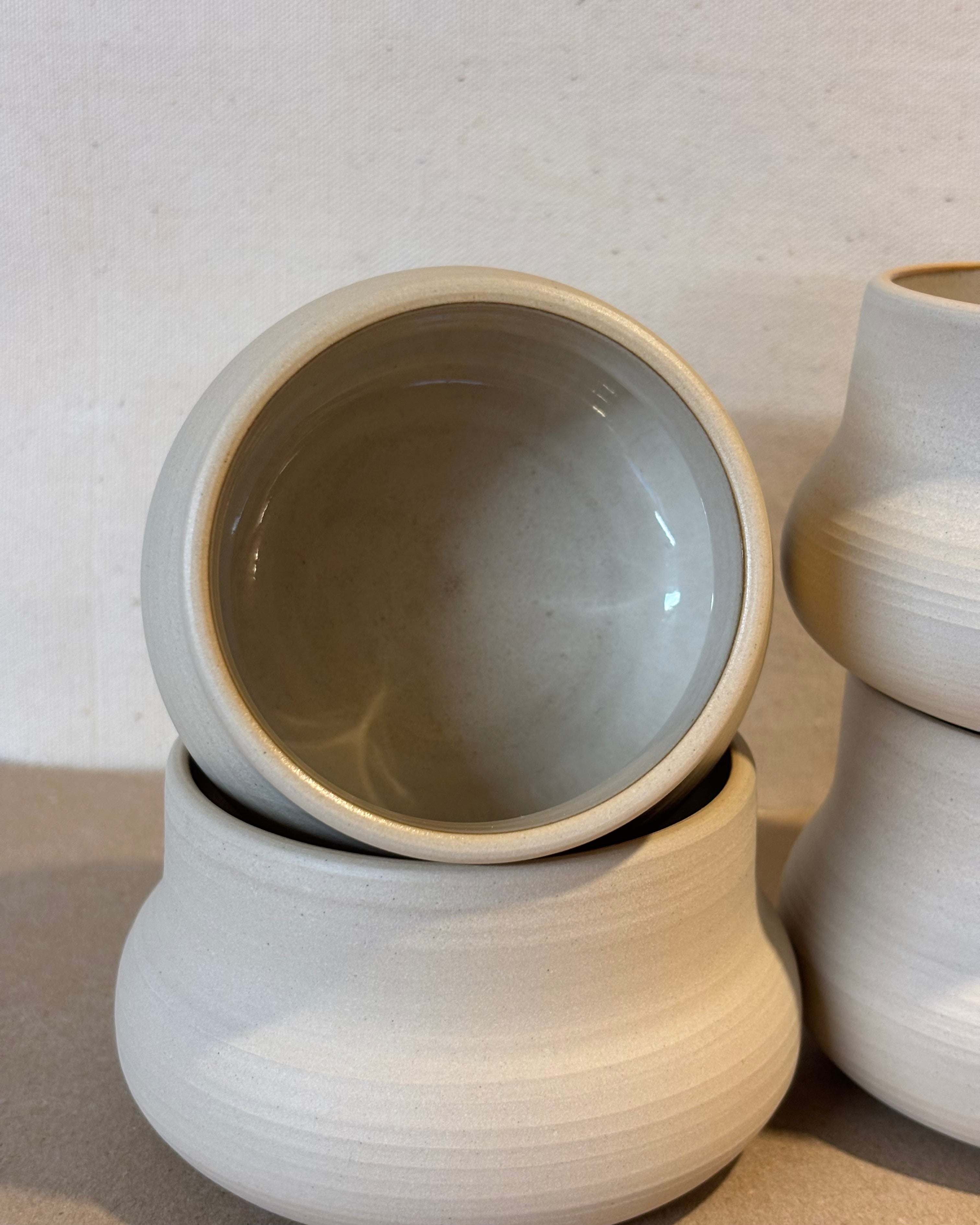 Rillet & rå kop, beige